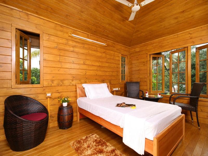 Wood Hive Serviced Villa